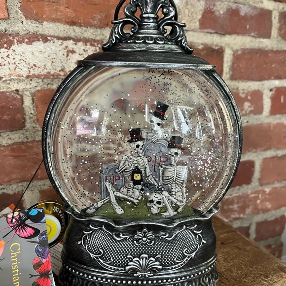 Christian Lacroix  skeleton water globe new with fantastic for Halloween - Picture 6 of 15